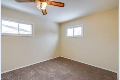 1203 Sarlson Avenue, Akron, OH 44314 - Photo 22