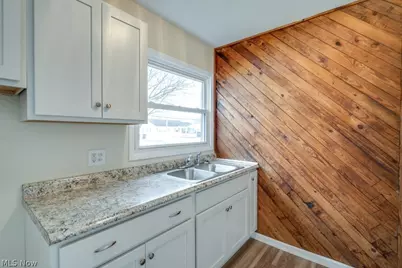 1203 Sarlson Avenue, Akron, OH 44314 - Photo 16