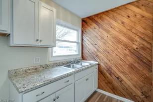 1203 Sarlson Ave, Akron, OH 44314 - Photo 16