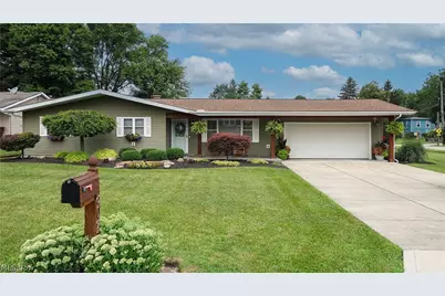 8075 Crestwood Drive, Garrettsville, OH 44231 - Photo 1