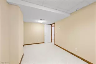 29008 Uxbridge Dr, Willowick, OH 44095 - Photo 34