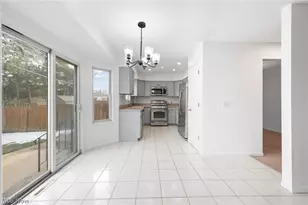 29008 Uxbridge Dr, Willowick, OH 44095 - Photo 10