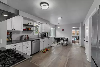 23650 Shelburne Road, Huber Heights, OH 44122 - Photo 8