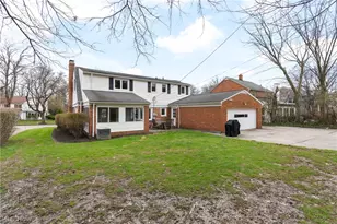 23650 Shelburne Rd, Huber Heights, OH 44122 - Photo 34