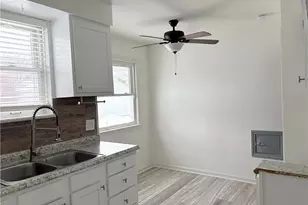 15521 Corkhill Rd, Maple Heights, OH 44137 - Photo 2