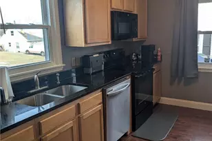 1468 Curtis Ave, Cuyahoga Falls, OH 44221 - Photo 6