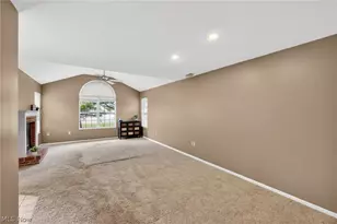4327 Hunters Chase Ln, Wooster, OH 44691 - Photo 8