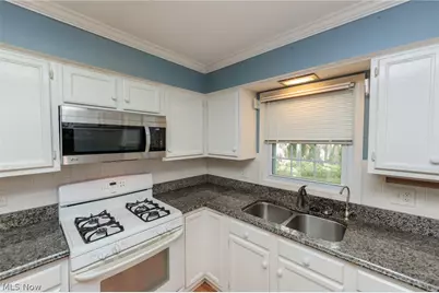 33403 Cromwell Drive, Solon, OH 44139 - Photo 14