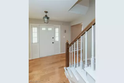 33403 Cromwell Drive, Solon, OH 44139 - Photo 2