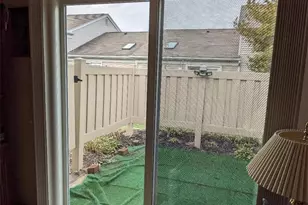 810 Amherst Ln, Brunswick, OH 44212 - Photo 14