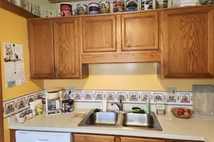 810 Amherst Ln, Brunswick, OH 44212 - Photo 4