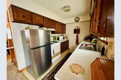 2275 Edwin Avenue, Akron, OH 44314 - Photo 8