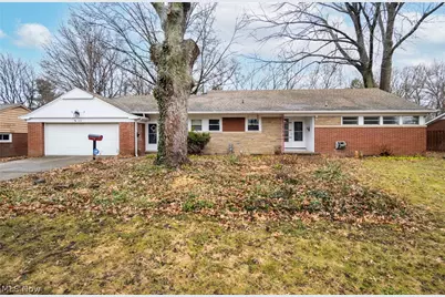 1114 Briarcliff Avenue, Alliance, OH 44601 - Photo 1