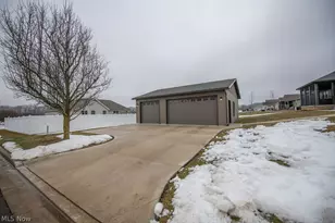 3912 Clay Ct SE, Dennison, OH 44621 - Photo 8