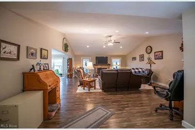 3912 Clay Court SE, Dennison, OH 44621 - Photo 14