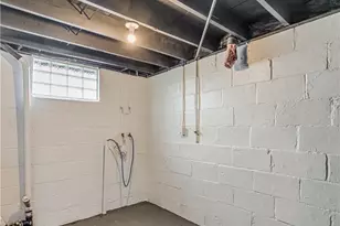 577 Essex St, Akron, OH 44306 - Photo 18