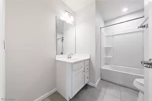 9397 Winfield Ln, North Ridgeville, OH 44039 - Photo 38