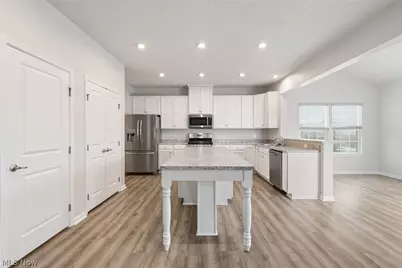 9397 Winfield Lane, North Ridgeville, OH 44039 - Photo 10