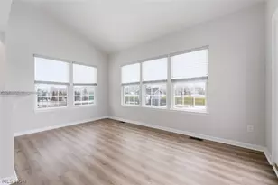 9397 Winfield Ln, North Ridgeville, OH 44039 - Photo 14