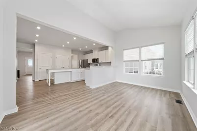 9397 Winfield Lane, North Ridgeville, OH 44039 - Photo 12