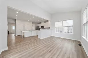 9397 Winfield Ln, North Ridgeville, OH 44039 - Photo 12