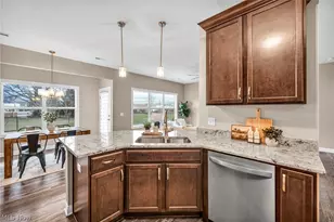 137 Larimar Dr, Willowick, OH 44095 - Photo 12