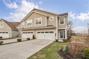 137 Larimar Dr, Willowick, OH 44095 - Photo 2