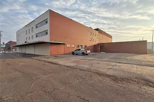 314 Cherry Ave SE, Canton, OH 44702 - Photo 1