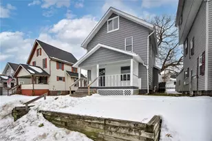 1084 Shannon Ave, Barberton, OH 44203 - Photo 2