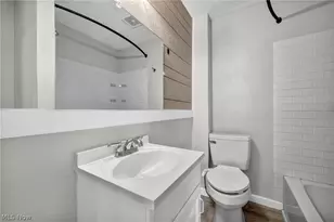 1084 Shannon Ave, Barberton, OH 44203 - Photo 28