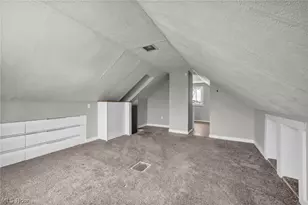 1084 Shannon Ave, Barberton, OH 44203 - Photo 34