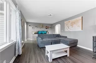 3363 Shepler Church Ave SW, Canton, OH 44706 - Photo 4