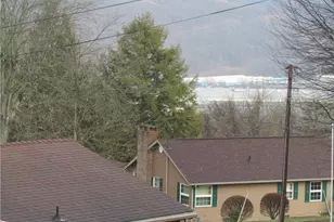 18 Chauncey St, Steubenville, OH 43952 - Photo 8