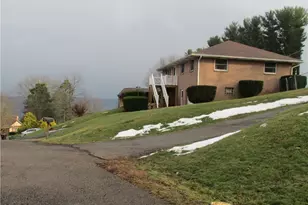 18 Chauncey St, Steubenville, OH 43952 - Photo 2