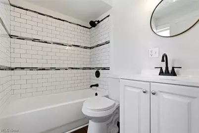 10525 Elk Avenue, Loveland, OH 44108 - Photo 18