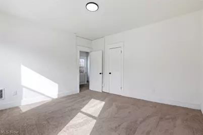 10525 Elk Avenue, Loveland, OH 44108 - Photo 24