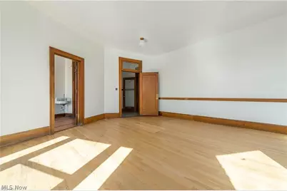 2082 W 65th, Loveland, OH 44102 - Photo 24