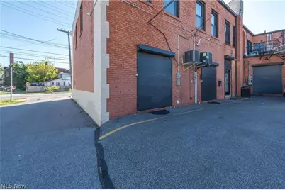 2082 W 65th, Loveland, OH 44102 - Photo 6