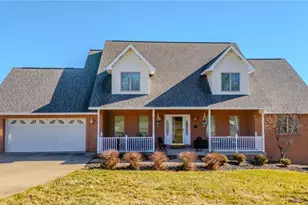 115 Cooper Dr, St Clairsville, OH 43950 - Photo 2