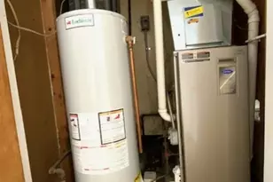 10405 Chillicothe Rd, Kirtland, OH 44094 - Photo 8