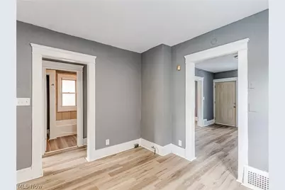 12516 Griffing Avenue, Loveland, OH 44120 - Photo 10