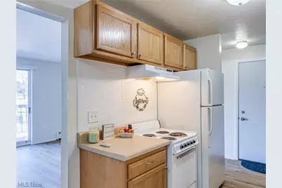 5382 Lee Road #204, Maple Heights, OH 44137 - Photo 10