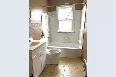 3927 E 153rd Street, Loveland, OH 44128 - Photo 4