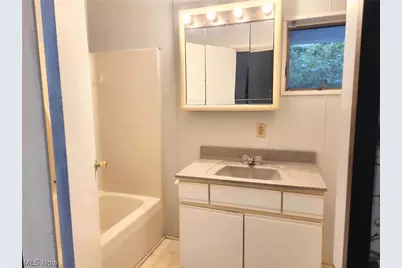 18 5th Street NE, Massillon, OH 44646 - Photo 22