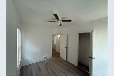 829 Helmsdale Road, Cleveland Heights, OH 44112 - Photo 14