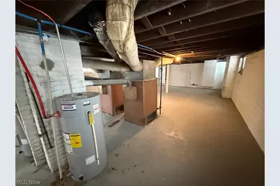 829 Helmsdale Road, Cleveland Heights, OH 44112 - Photo 34