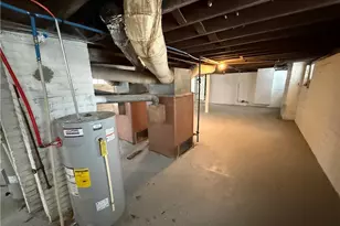 829 Helmsdale Rd, Cleveland Heights, OH 44112 - Photo 34