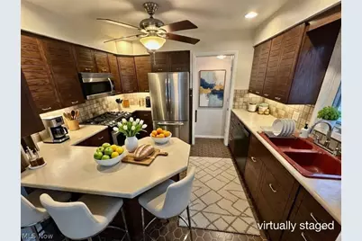 29315 Nehls Park Drive, Wickliffe, OH 44092 - Photo 4