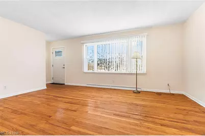 2550 Eaver Street NW, Uniontown, OH 44685 - Photo 6