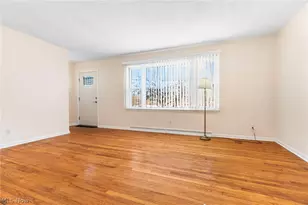 2550 Eaver St NW, Uniontown, OH 44685 - Photo 6